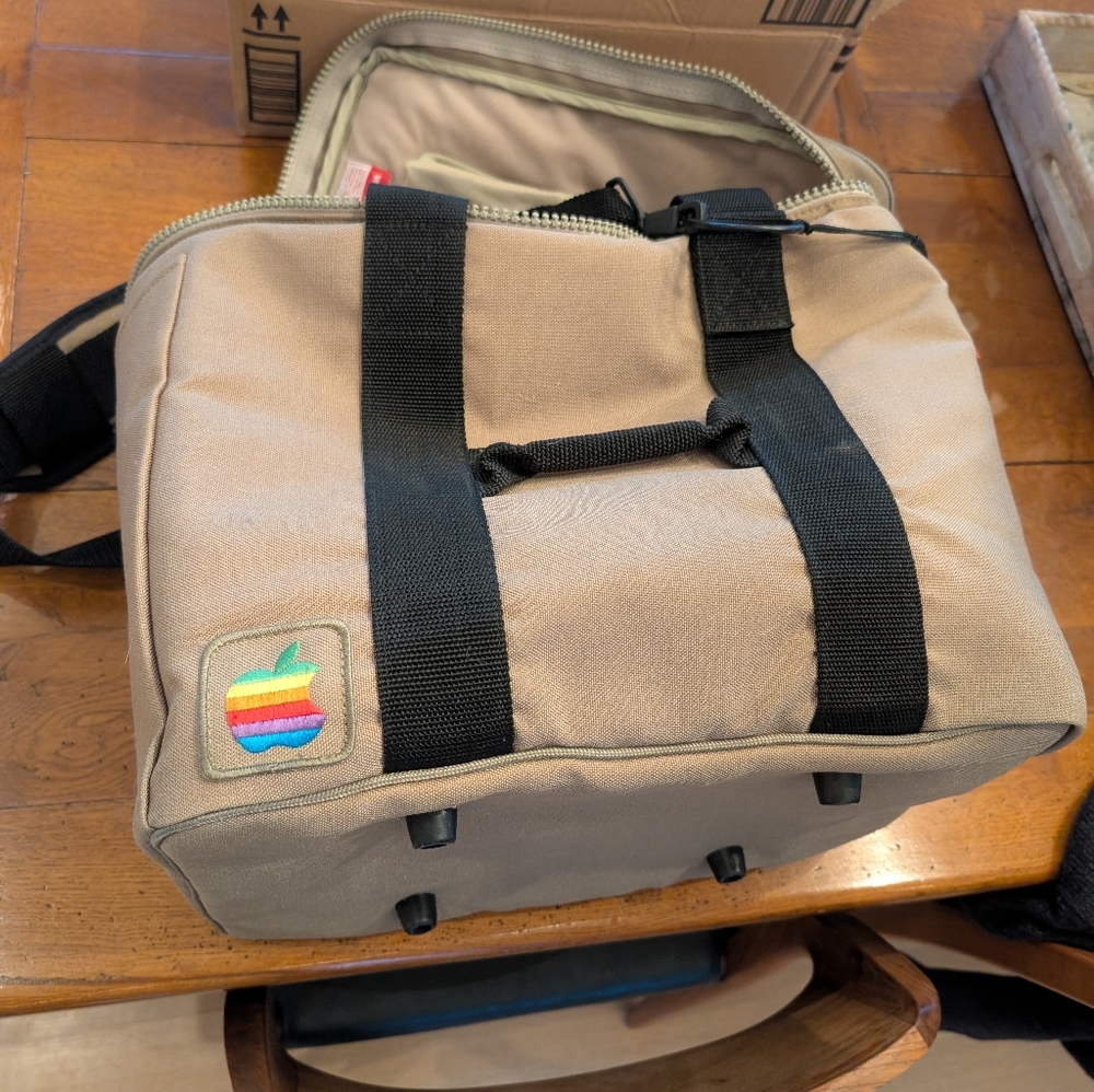 Rare Apple Macintosh Computer Bag/ Duffle